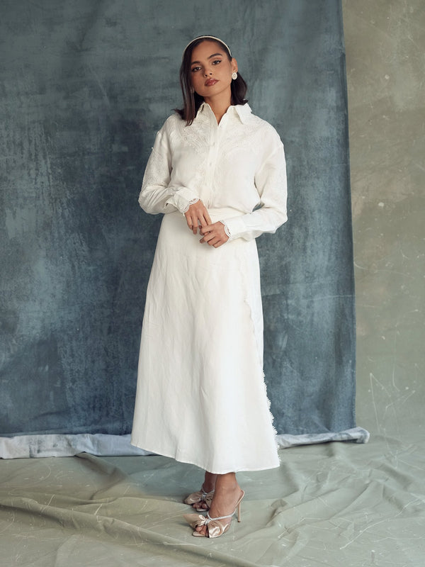 Linen Look Set with Lace Inserts