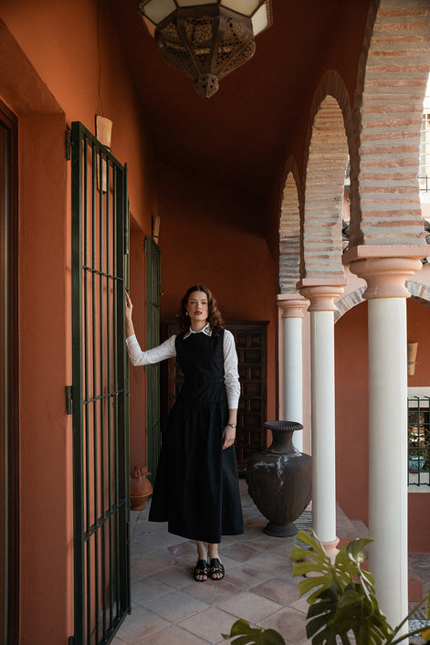 Dropped Waist Simply Gathered Dress with Narrow Waistline Belt