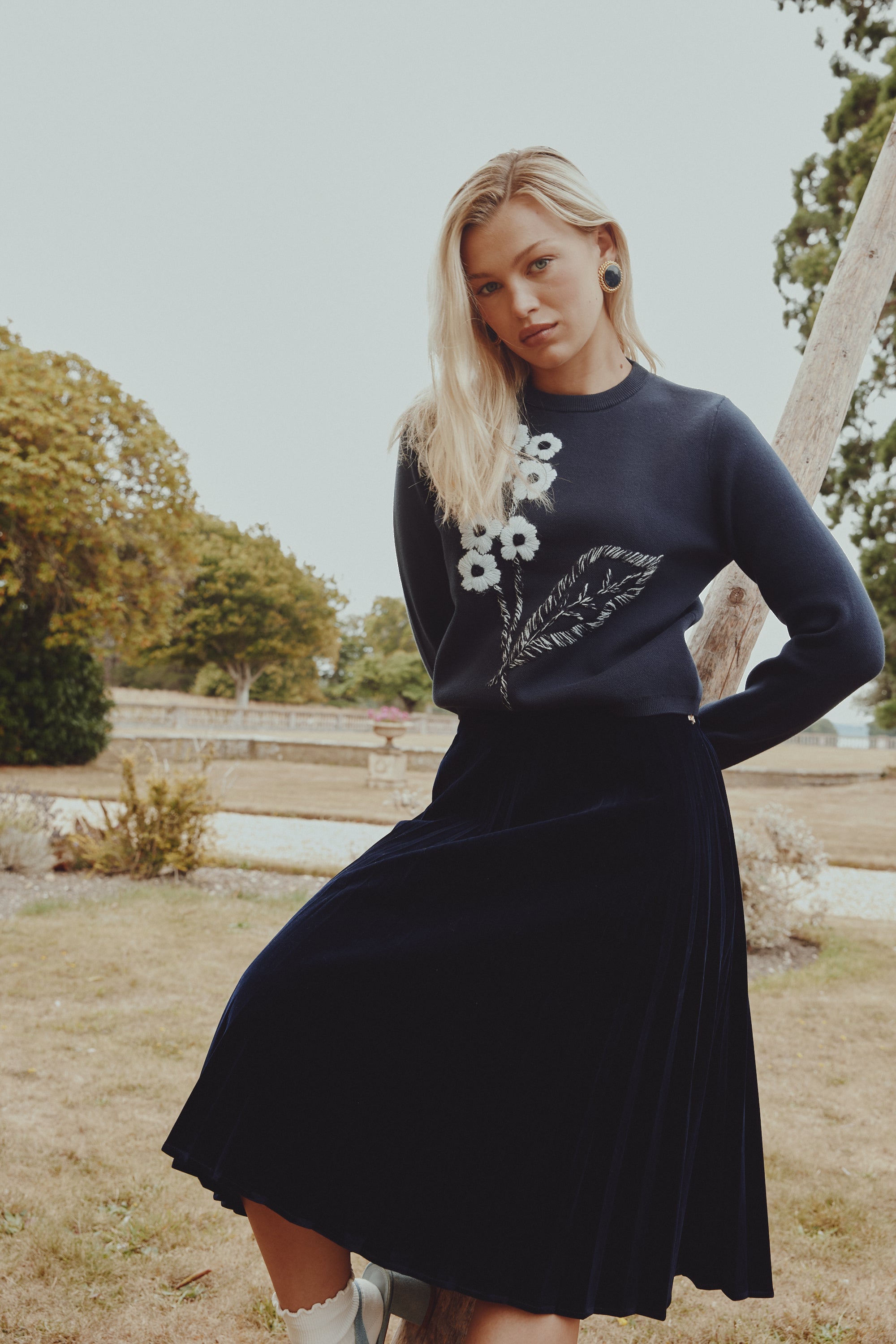 Round Neck Sweater with Flower Bunch Embroidery