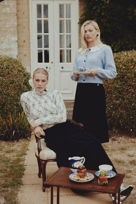 Bow Printed Roll Neck Top