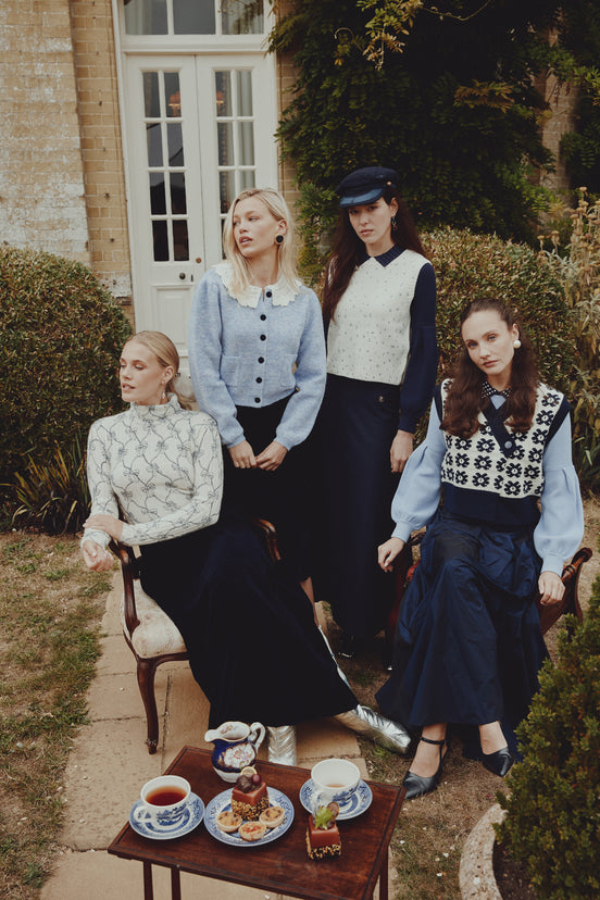 Flower Pattern Knit Sleeveless Vest