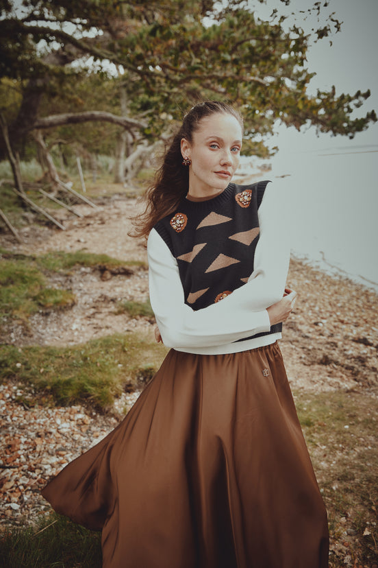 Sleeveless Vest with Triangle and Embellished Shapes