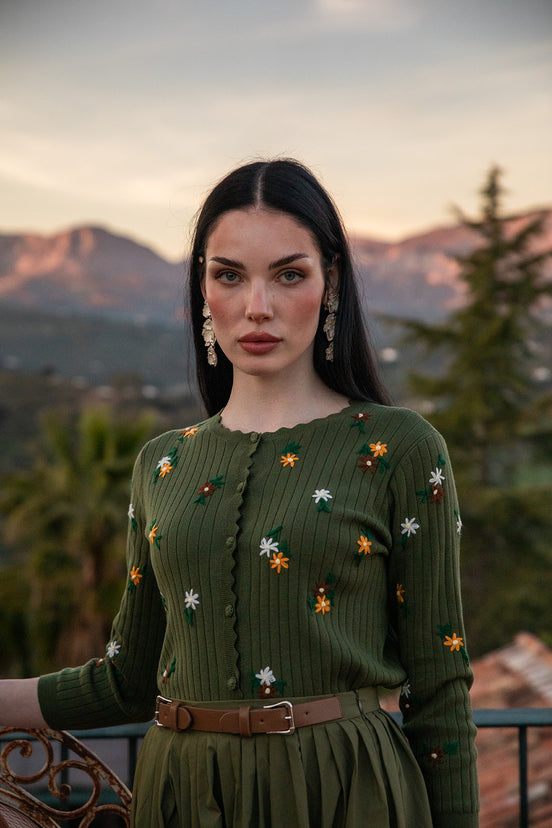 Scallop Edge Embroidery Flower Cluster Cardigan