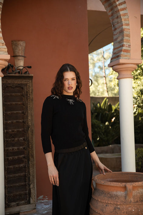 Fine Pointelle Knit Top with Neck Bow Appliques