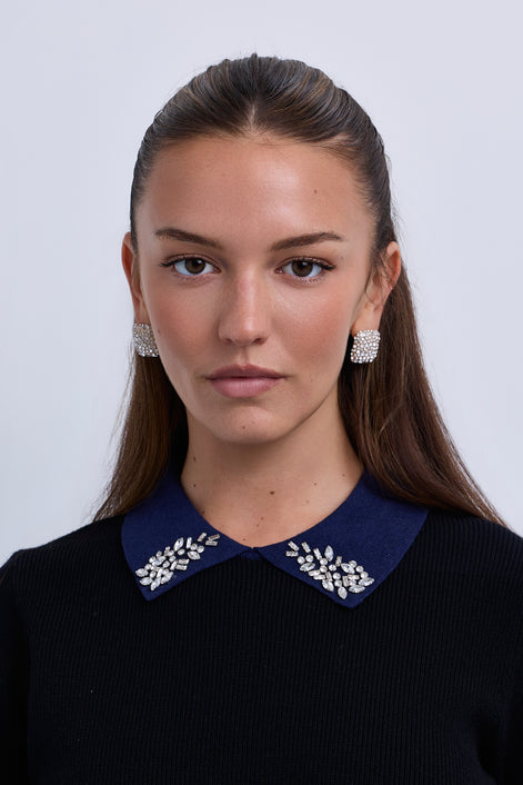 Contrast Embellished Collar Top with Wide Sleeve