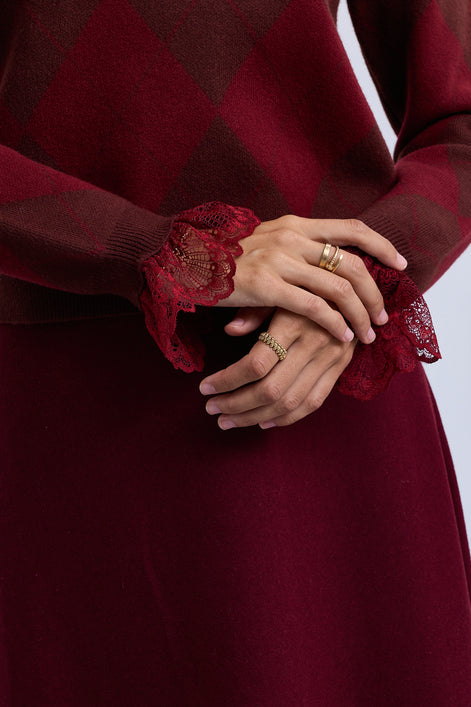 Diamond Design Knit Top with Lace Neckline & Cuffs