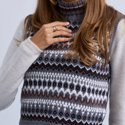 Patterned Knit Sleeveless Roll Neck Top