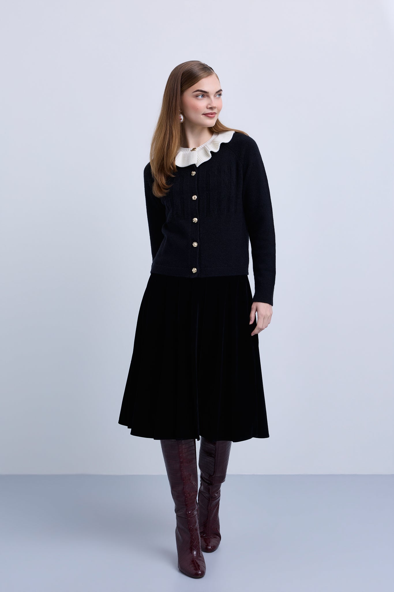 Design Knit Button Front Cardigan With Fluted Contrast Collar