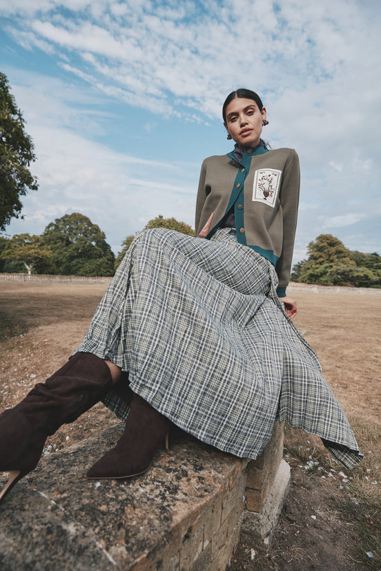 Plaid Crease Print Midi Skirt with Side Buckle Closure