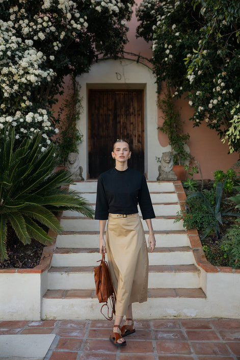 Cropped Sweatshirt with Wide Waistband