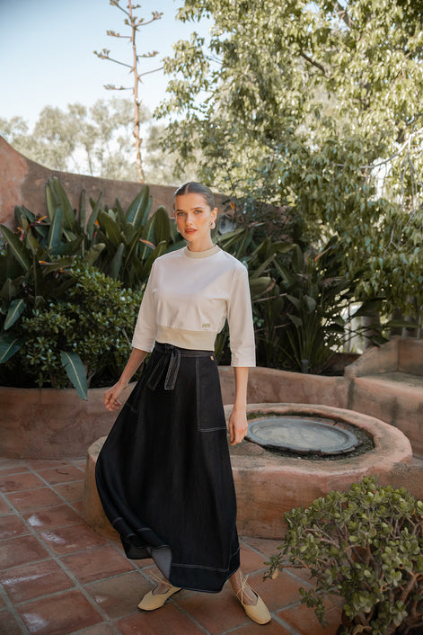 Cropped Sweatshirt with Wide Waistband