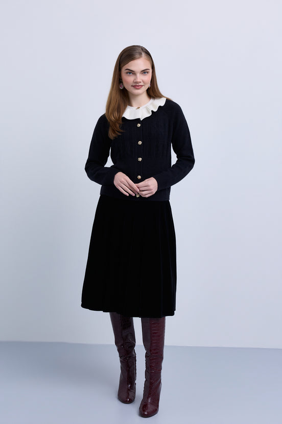 Wide Pleat Velvet Skirt