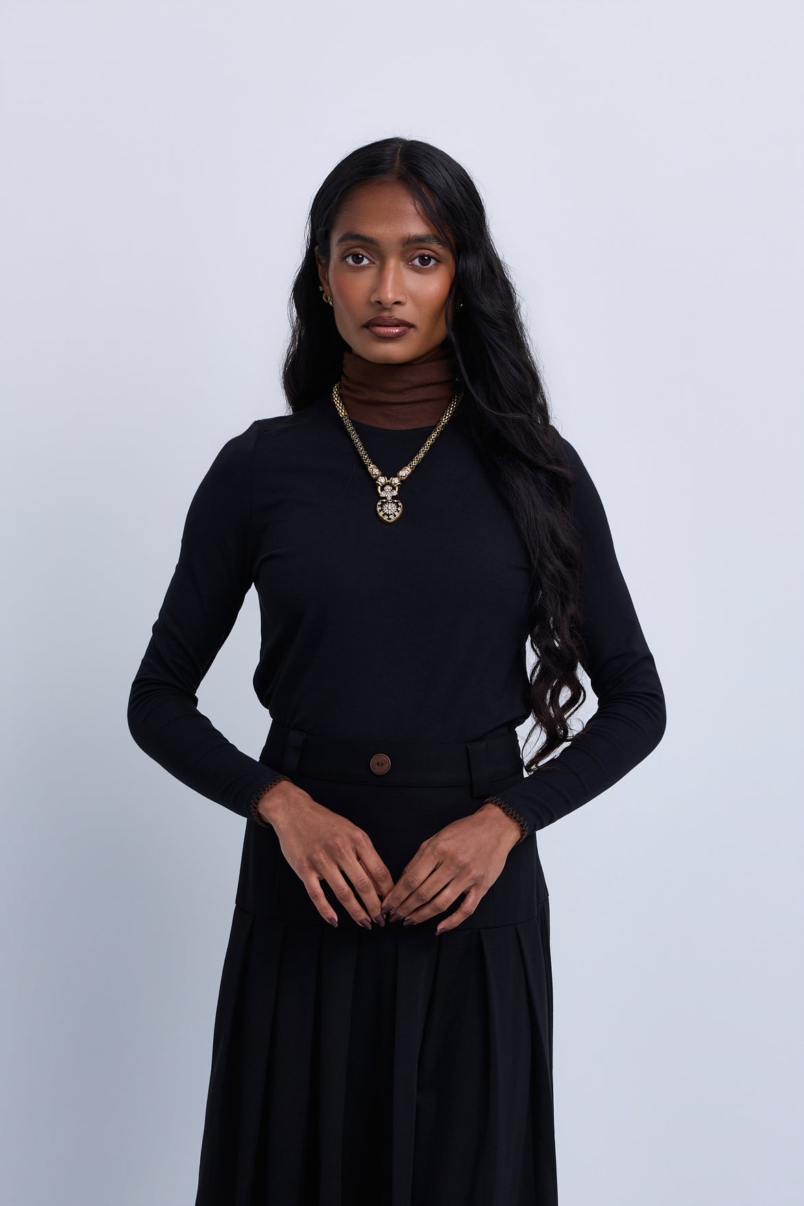 Basic Golf Neck Top with Contrast Color