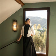 Midi skirt with cargo pockets and a contrast waist tie for adjustable fit. Practical and stylish for teens. Black and White, sizes XXS–L. Tea by Noir SS26.