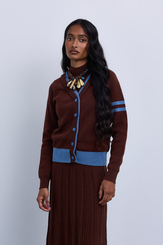 V-neck cardigan with contrast trim details